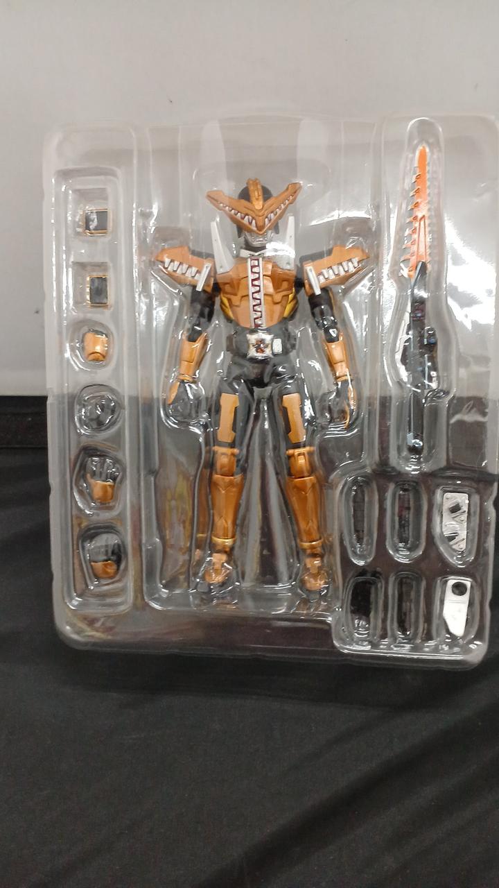バンダイ|S.H.FIGUARTS仮面ライダー牙王|HARDOFFオフモール