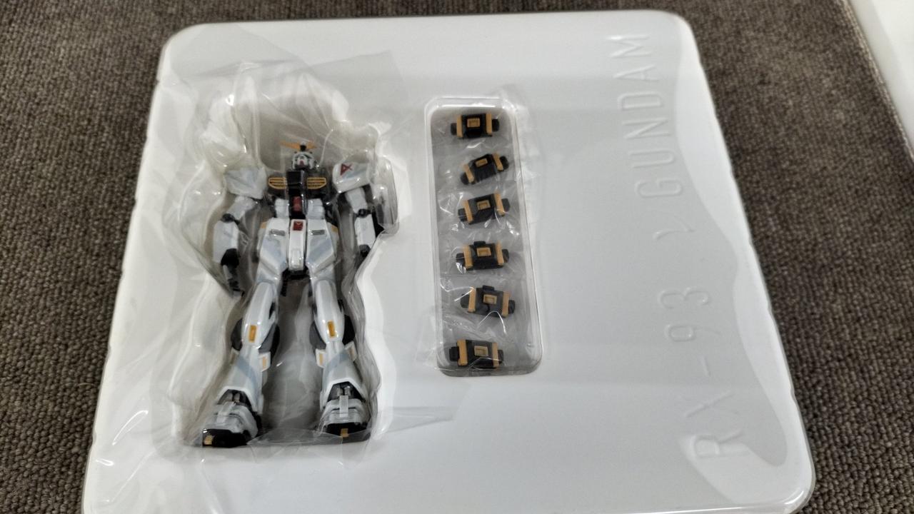 中身未使用品です