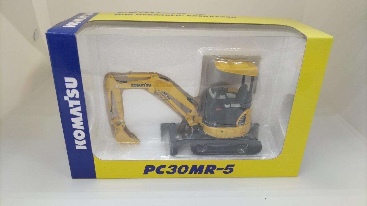 コマツ 建機 PC 30MR-5 1/32 ミニカー プラモデル 株主優待 コマツ 建機 PC 30MR-5 1/32 ミニカー プラモデル 株主優待