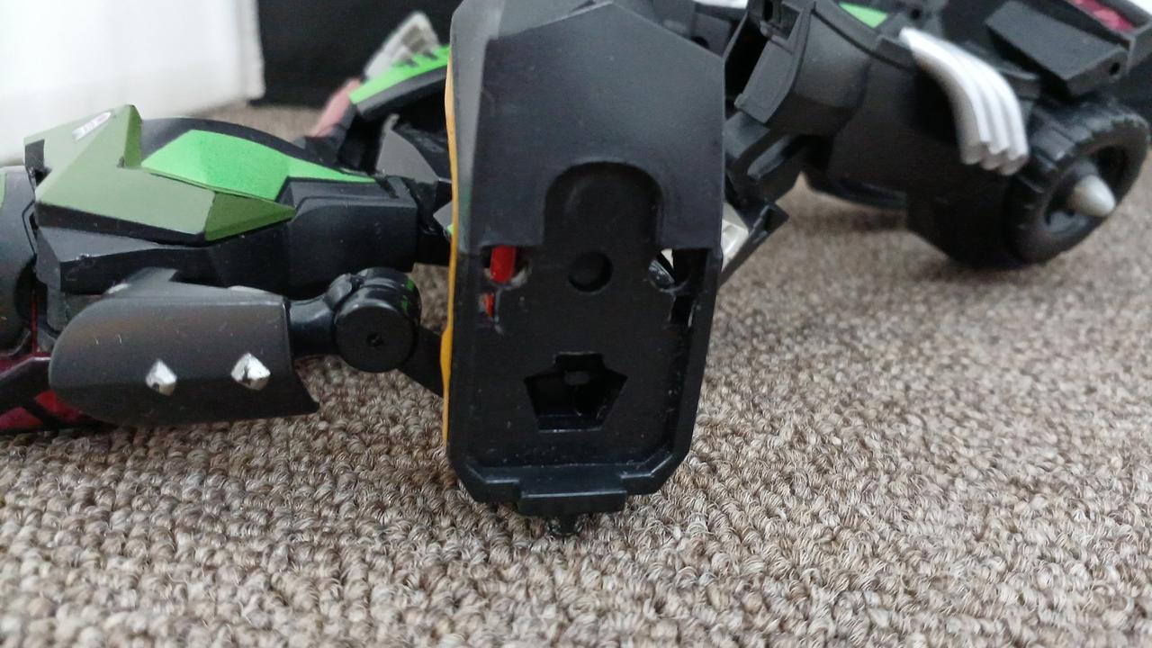 スーパーチャージャー欠品