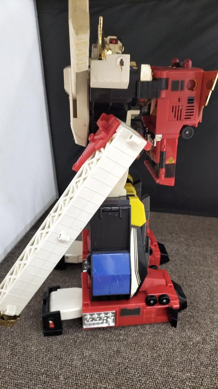 ジェイデッカー右腕欠品