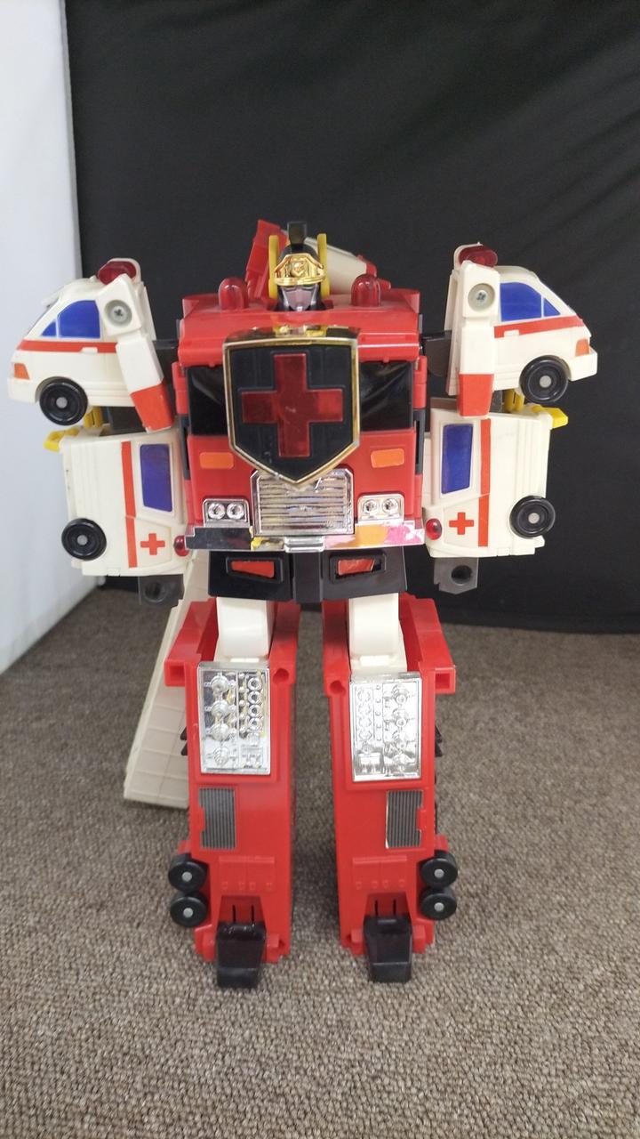 デュークファイヤー合体可能