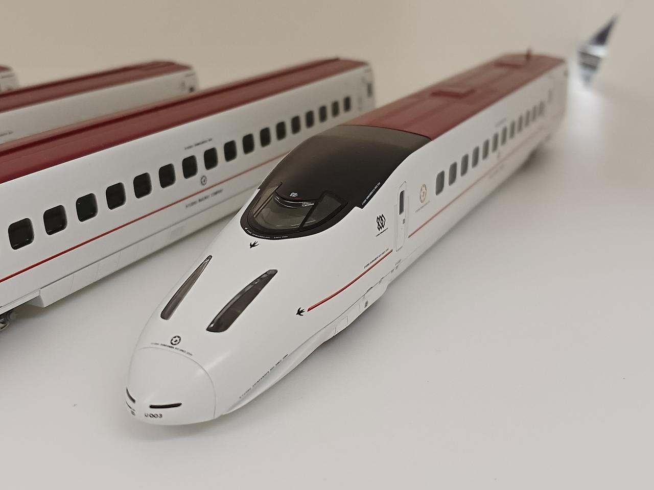 カトー(KATO)|九州新幹線800系さくら・つばめ6両セット|HARDOFF