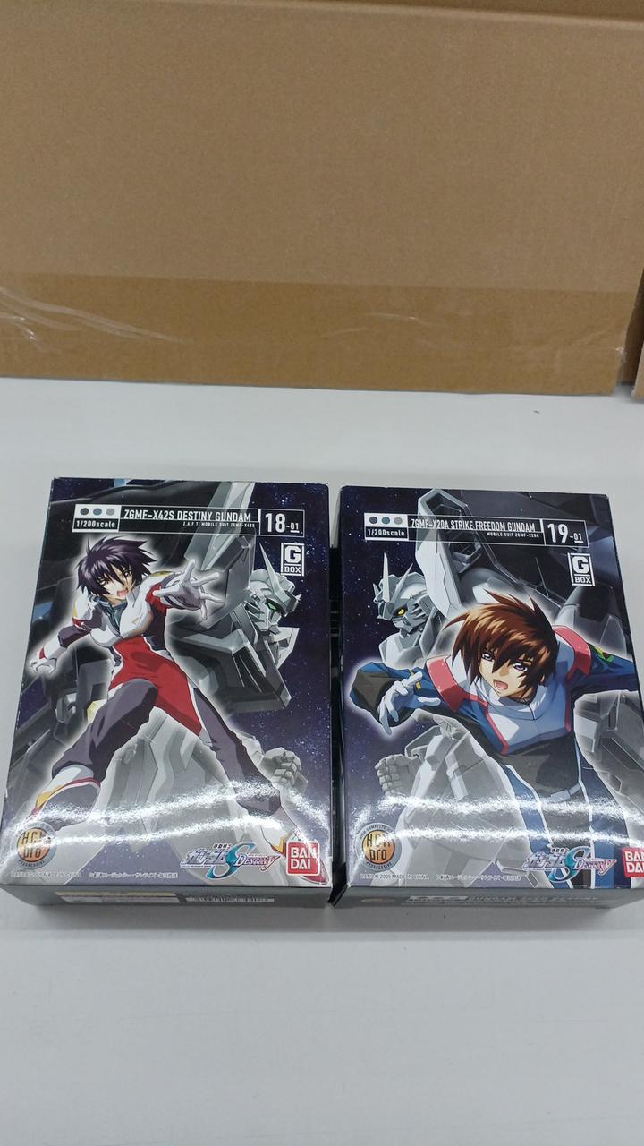 箱開封品です。
中身は未開封品です。