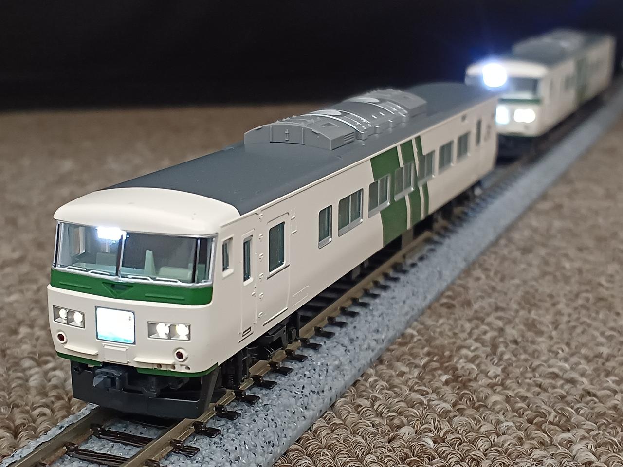 TOMIX 92620 JR185系特急電車 トミックス(TOMIX)|JR185系特急電車はまかいじ|HARDOFFオフ