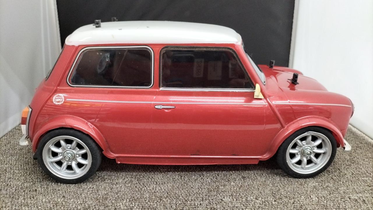 TAMIYA　ローバー ミニクーパー Amazon.co.jp: タミヤ ラジコン 1/10 ローバー ミニクーパー
