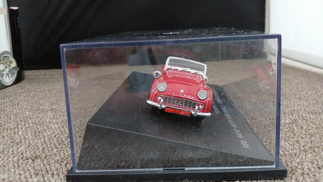 EAGLE'S RACE|1/43トライアンフTR3A|HARDOFFオフモール（オフモ