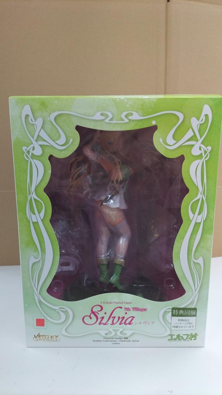 箱開封、パーツ確認済み