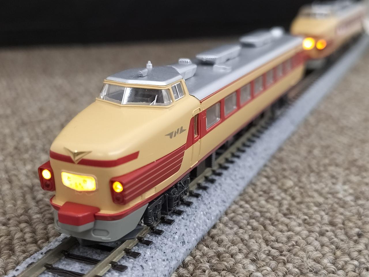 KATO 10-351 181系 「とき」7両基本セット KATO 鉄道模型 10-351 181系直流特急形電車『とき』 Amazon