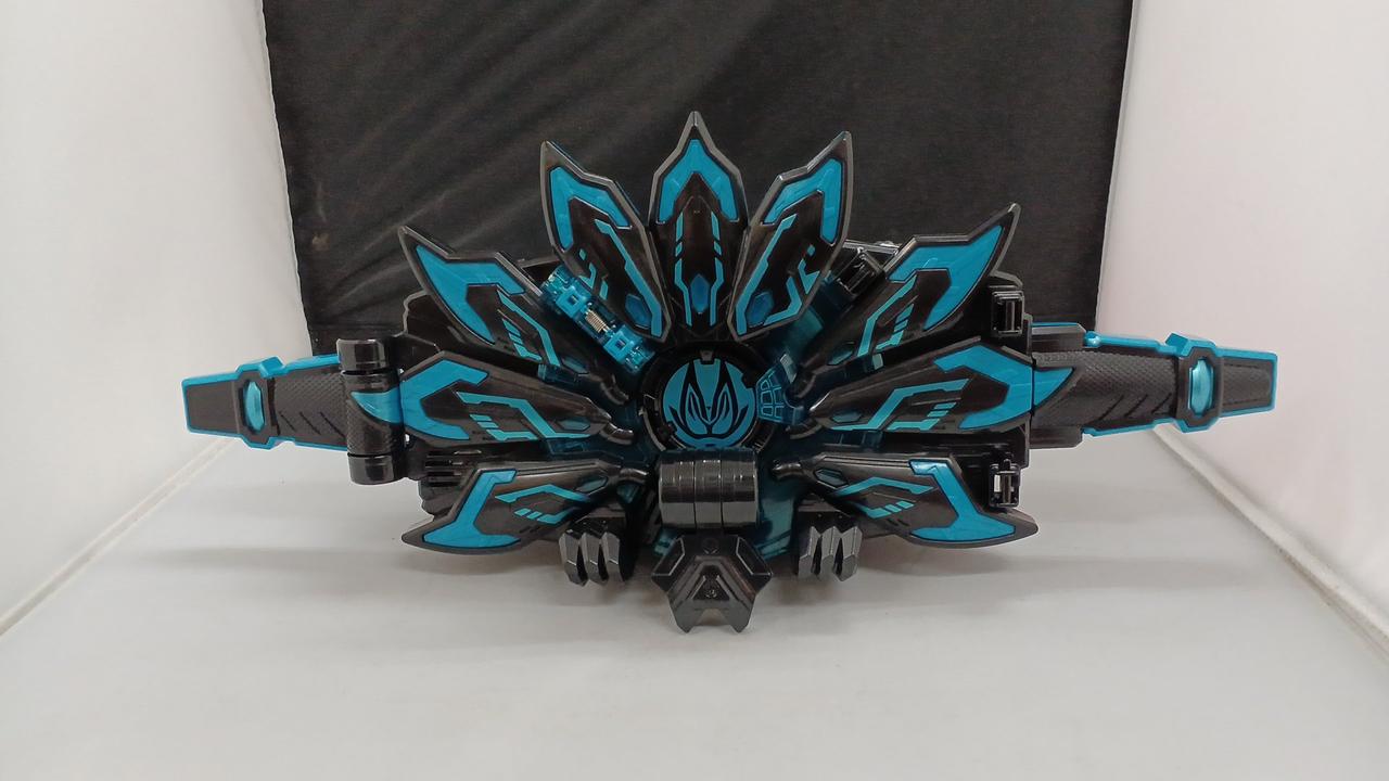 イメージ図になります。ベルトはつきません