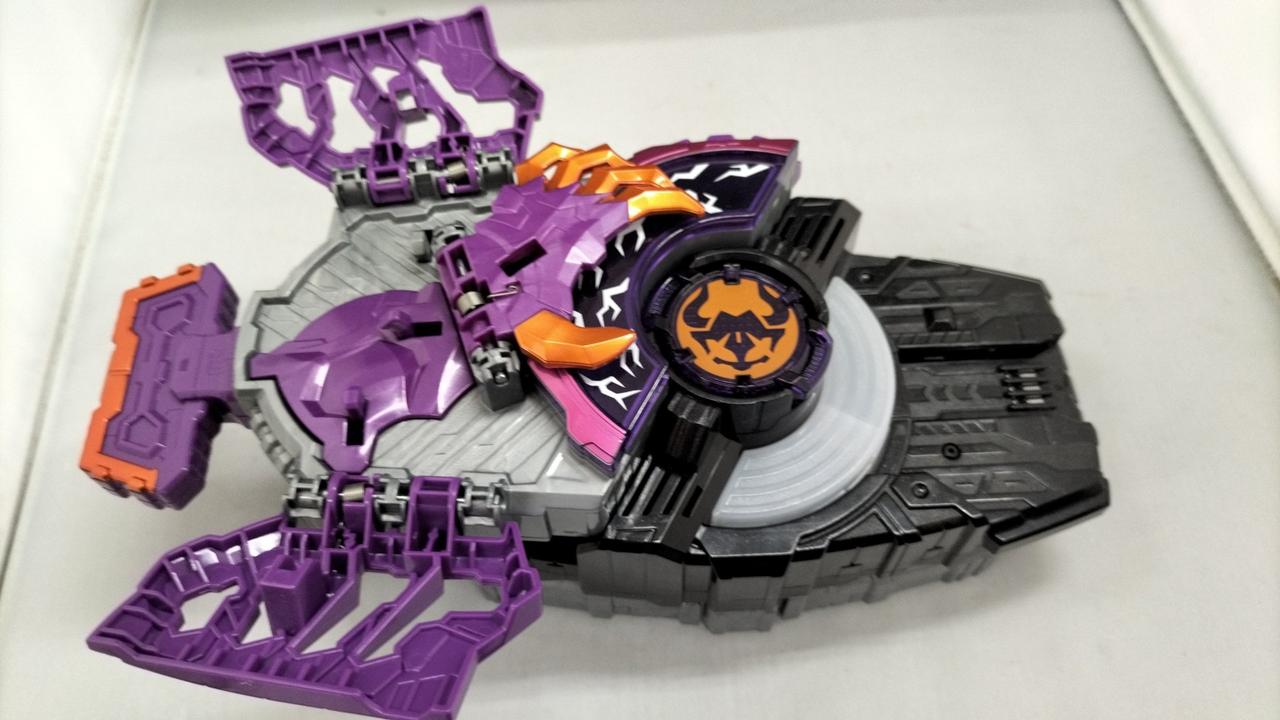 イメージ図になります。
ベルトつきません