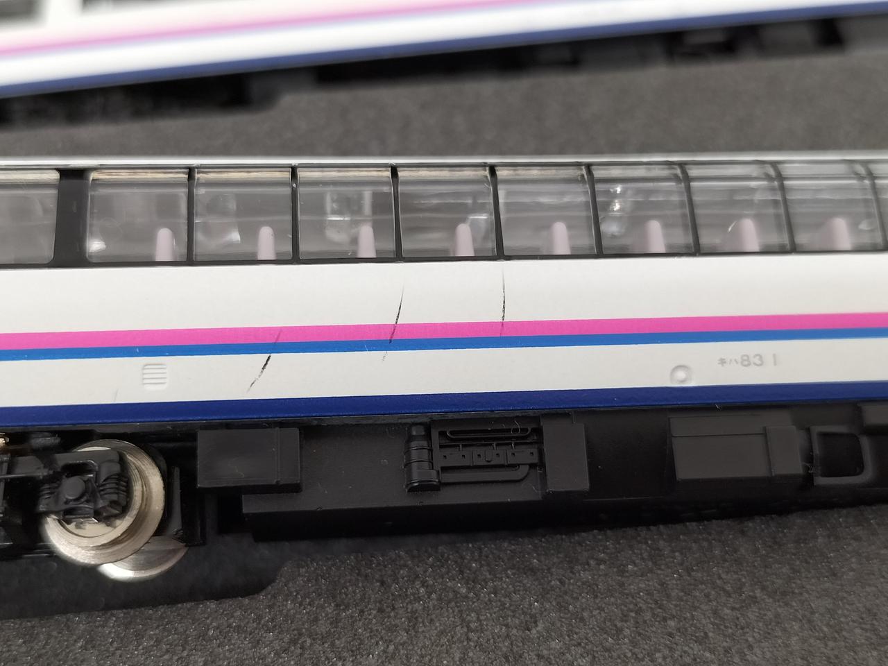 車体側面キズ有