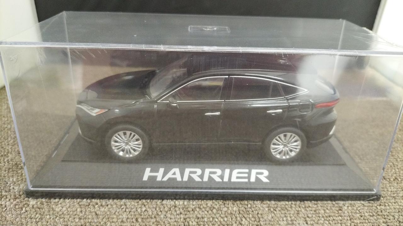 トヨタ ハリアー ミニカー 1/30 ブラック bZ4X プルバックカー セット トヨタ ハリアー ミニカー 1/30 ブラック bZ4X プルバックカー セット