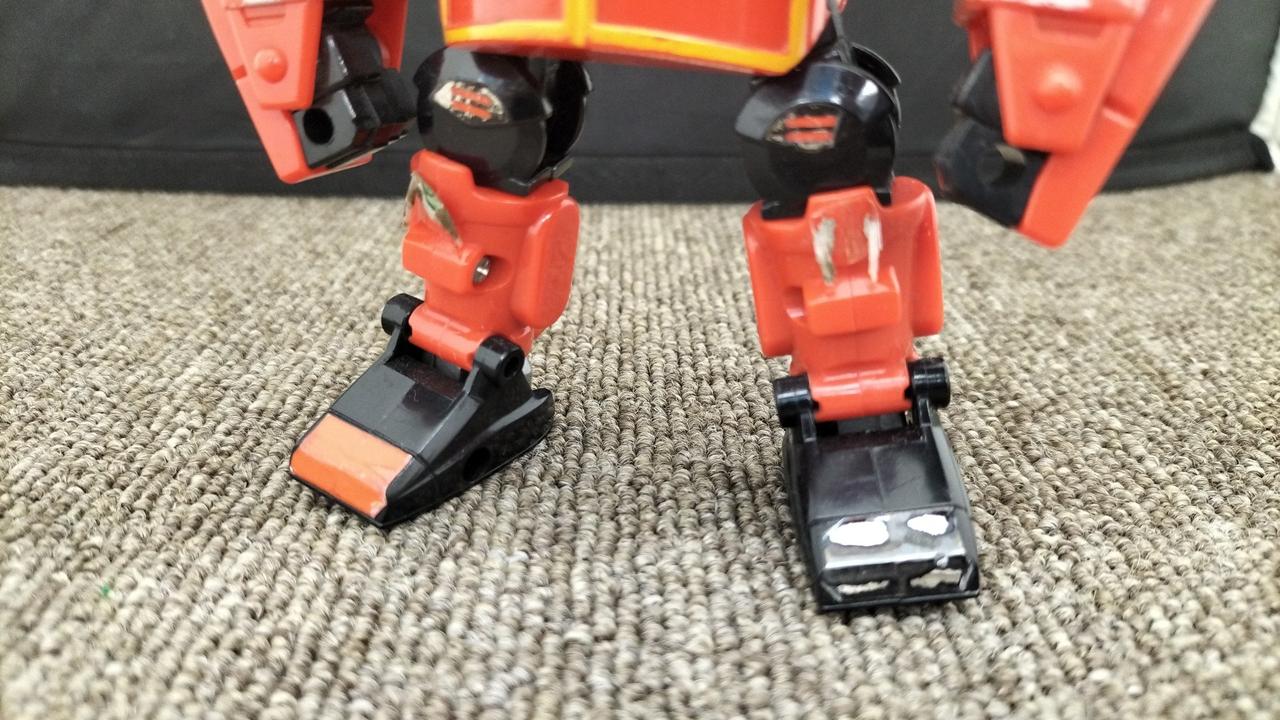 シール剥がれ有