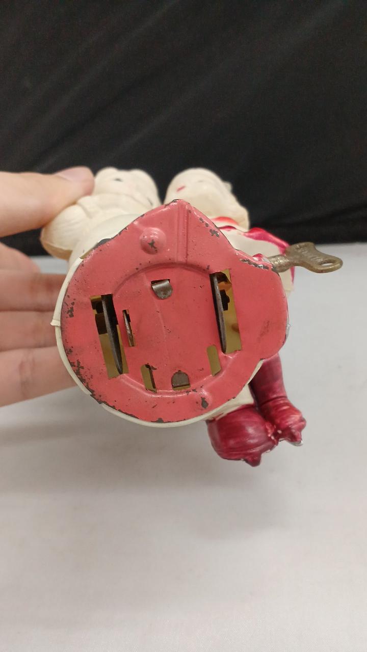 ゼンマイまわりますが、動作止まります