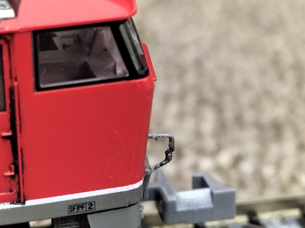 運転台側面タッチアップ跡有