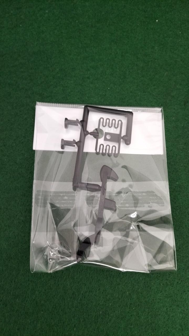 予備のカプラー一個付属