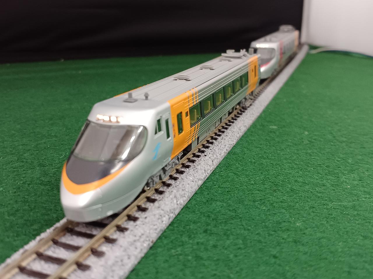 カトー(KATO)|JR四国8000系特急しおかぜ・いしづち8両セット|HARDOFF