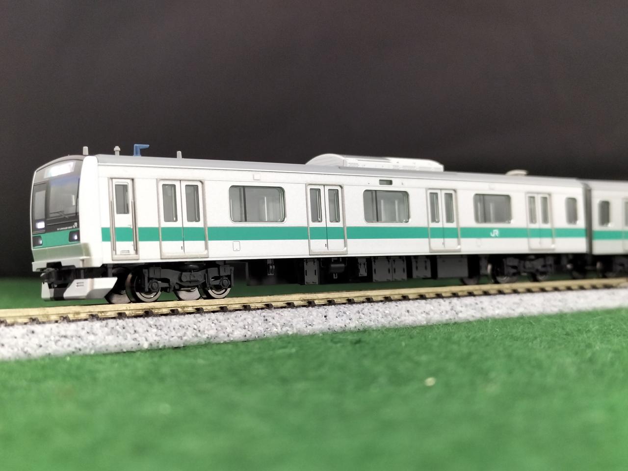 トミックス(TOMIX)|JR E233 2000系通勤電車基本・増結セット|HARDOFF