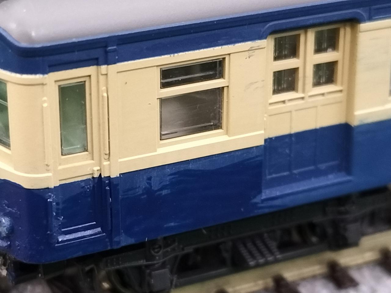 車体側面下部レタッチ跡有