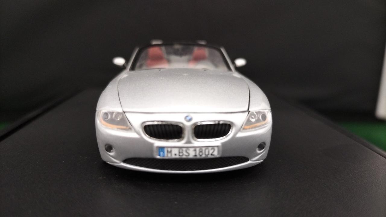 【真人出品】　p9 e8 f8 ビーエムダブリュー(BMW)|1/43 BMW Z4|HARDOFFオフモール（オフモ