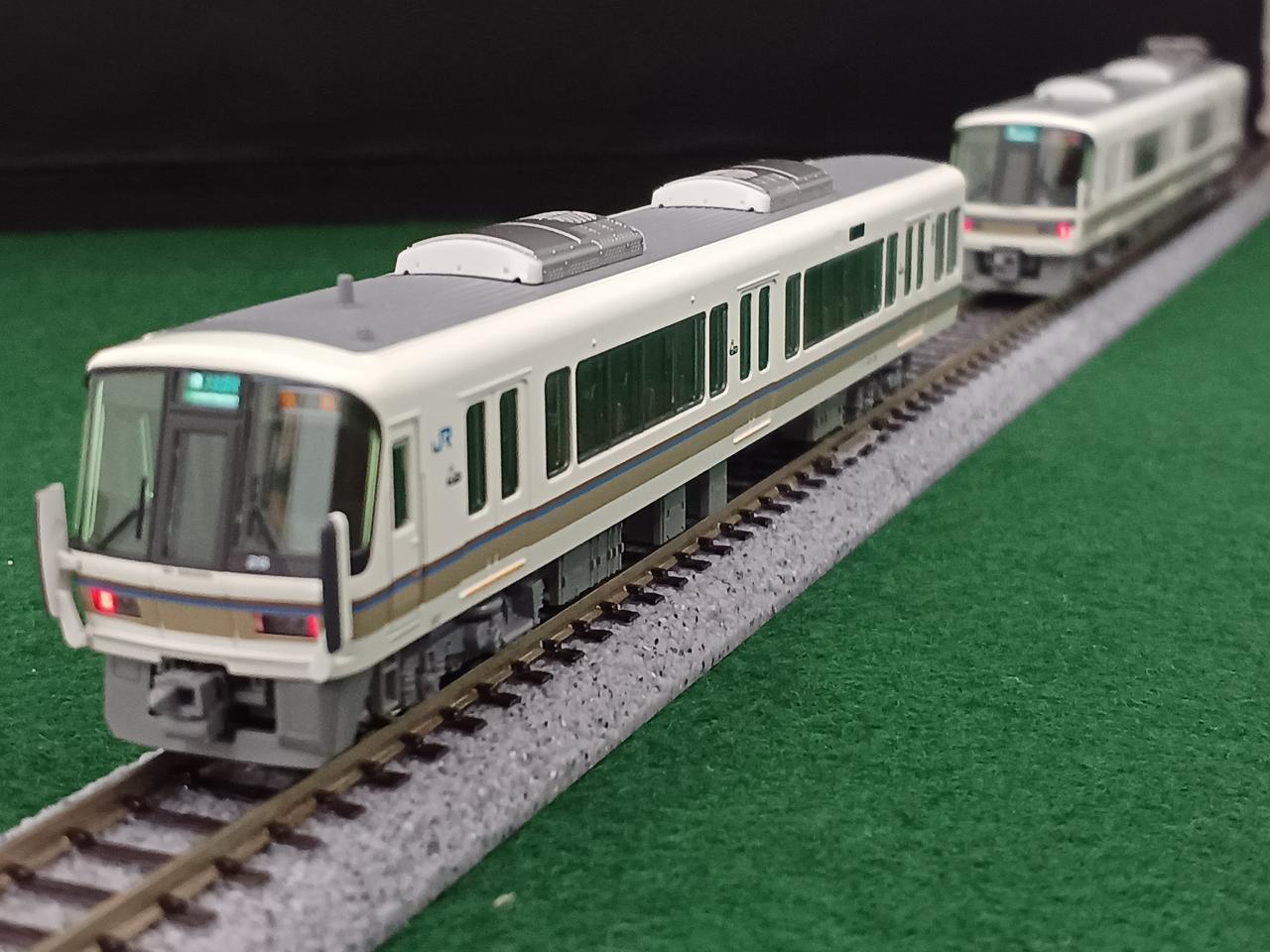 カトー(KATO)|221系リニューアル車 大和路快速8両セット|HARDOFFオフ