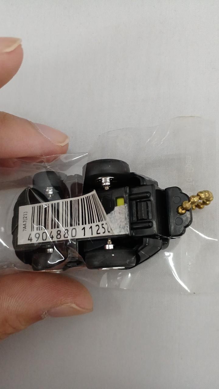 黒のみ、バーコード剥がれてます