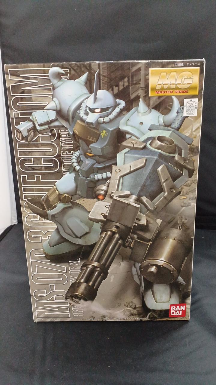 開封品。中身未組立品。パーツチェック済み