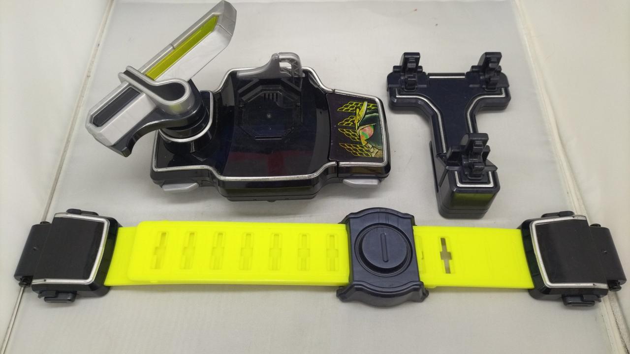 ロックシード欠品。通電確認済み。現状品