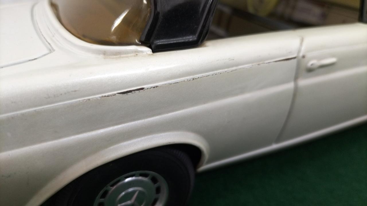 側面キズ、色剥がれ有