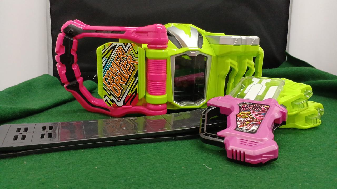 通電確認済み、ベルト止め欠品