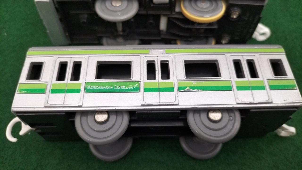 車体側面キズ、汚れ有