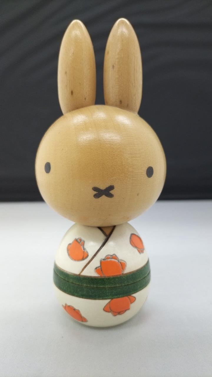 現状品。キズ汚れあり