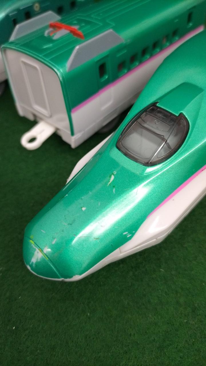 先頭車キズ汚れあり