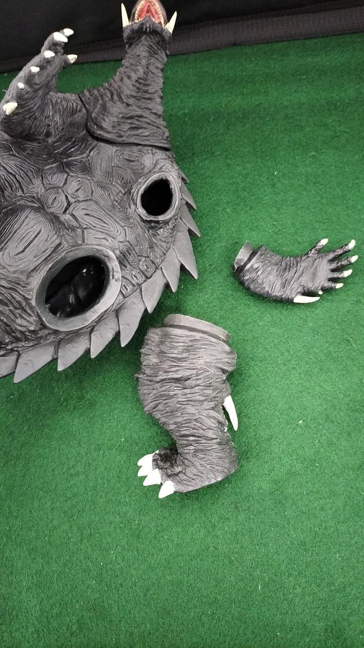 左前後脚外れやすいです