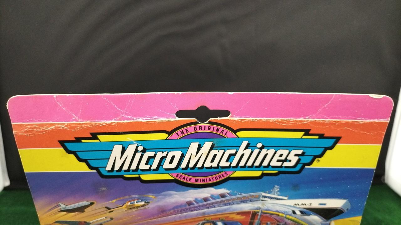 ブリスター台紙傷み有