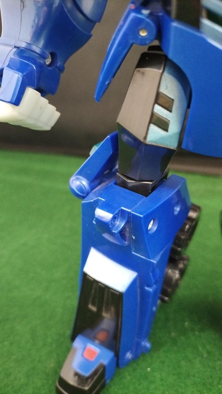 左膝パーツ欠品