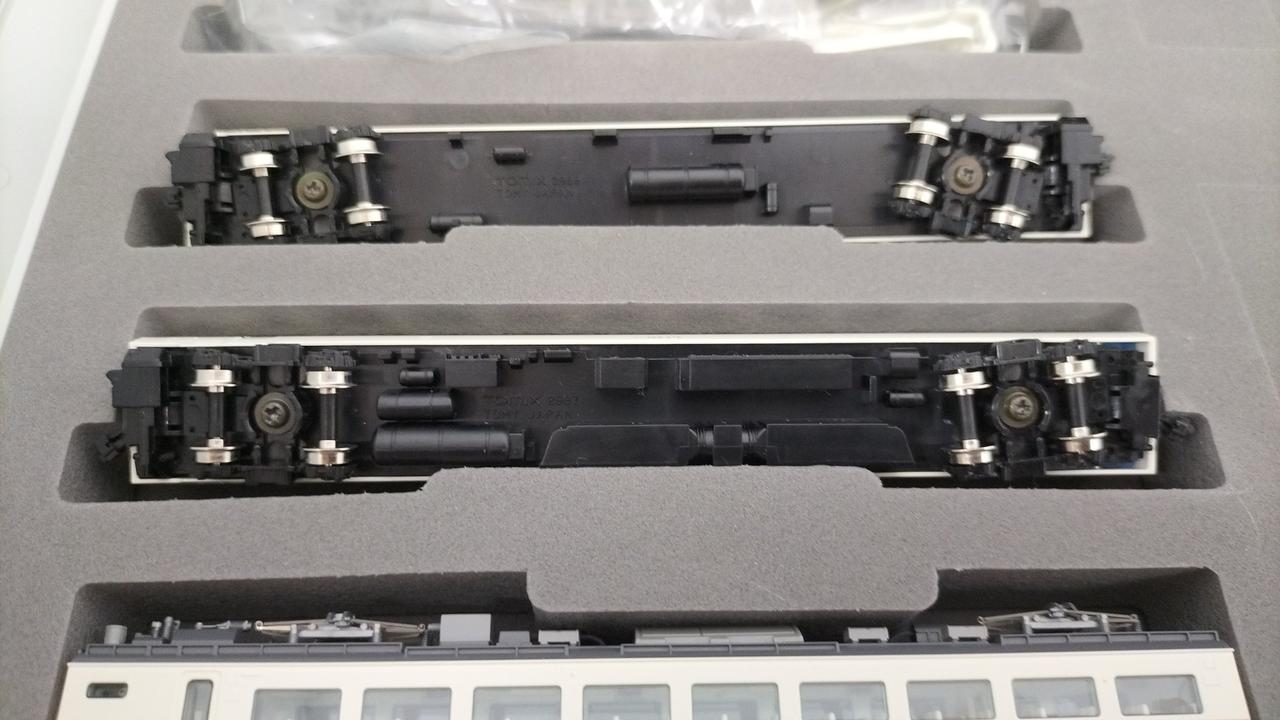 増結セットB中間車2両鉄コレ用車輪に交換