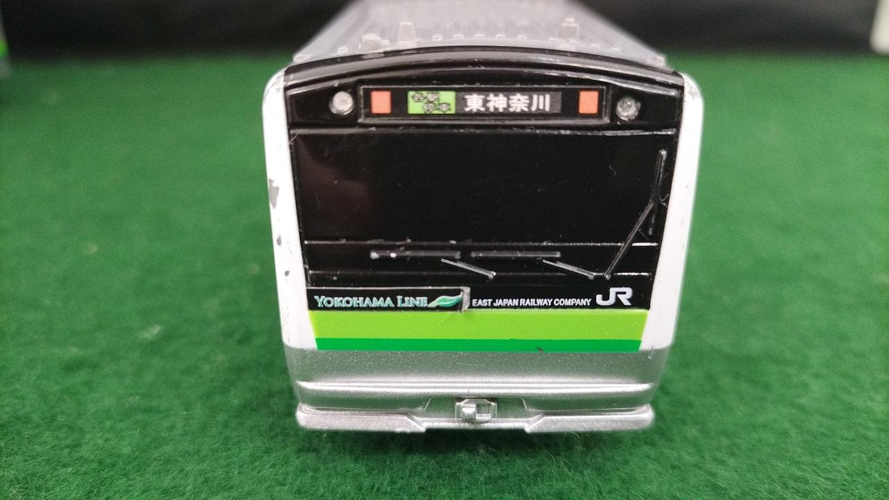 ステッカー剥がれ、キズ有