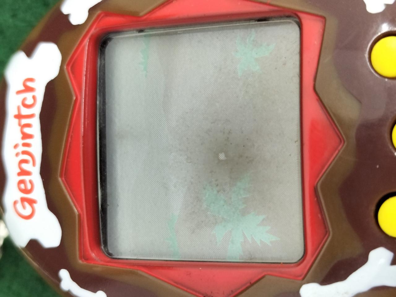 液晶画面中央に大きなキズ有