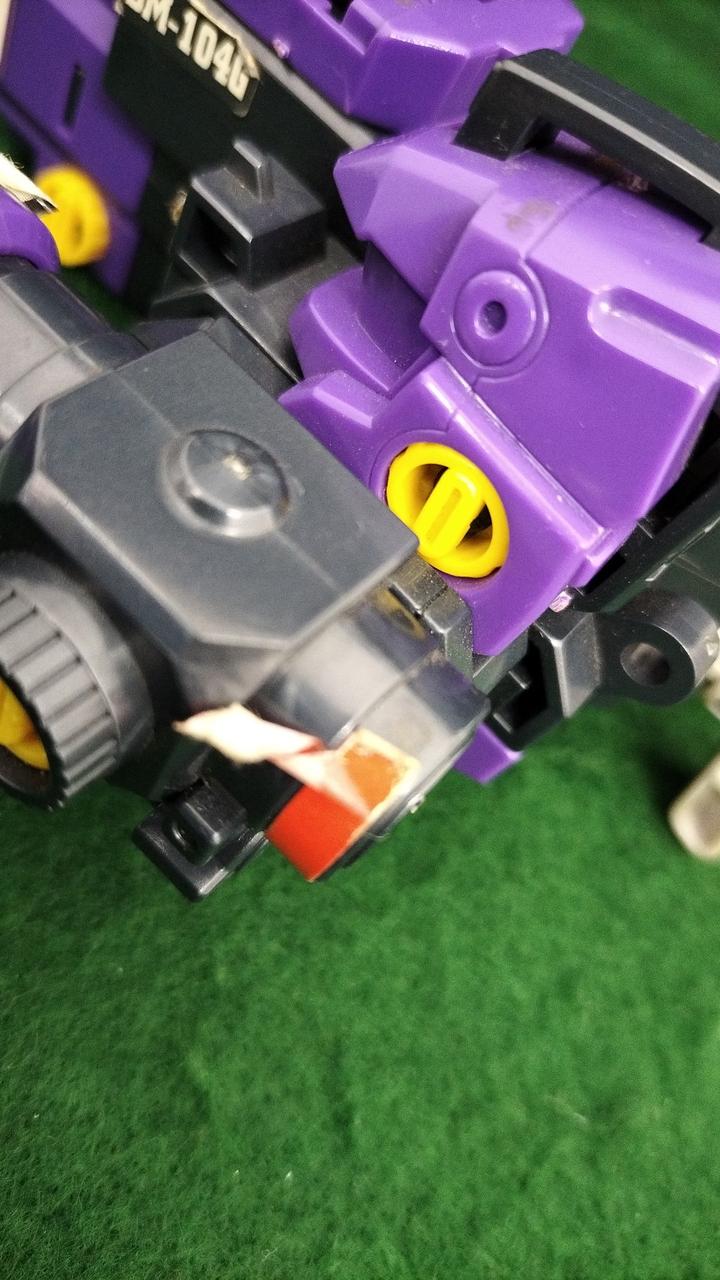 シール剥がれ有