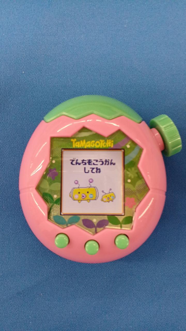 細かなキズ、スレ等があります。現状品です