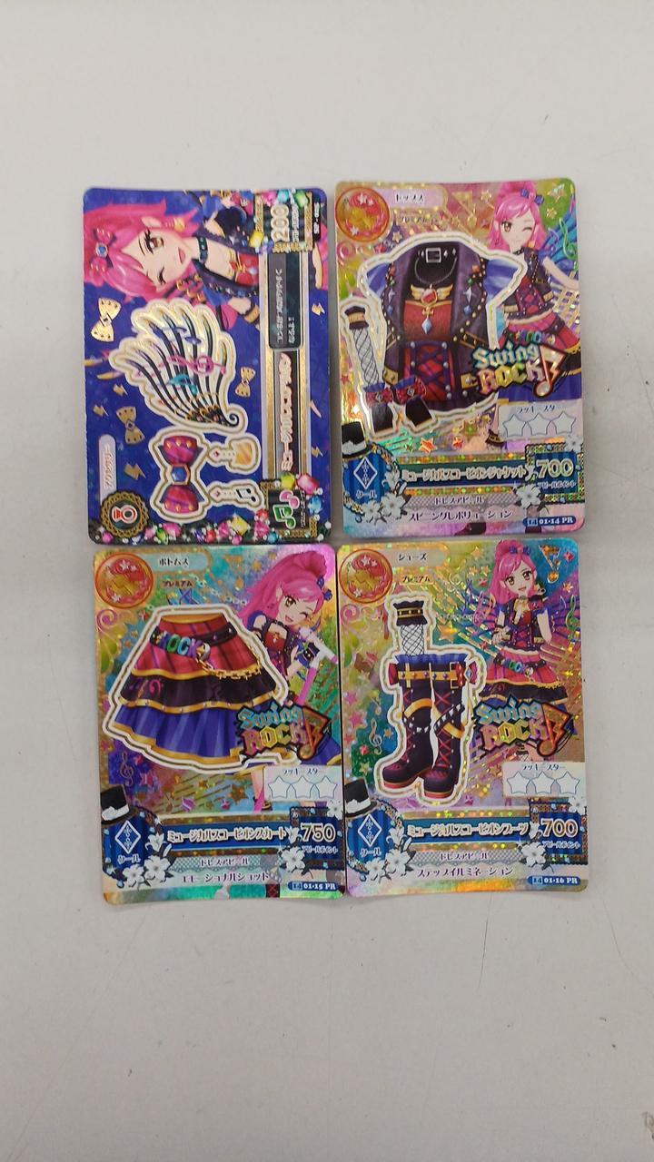 細かなキズ、スレ、白かけがあります。