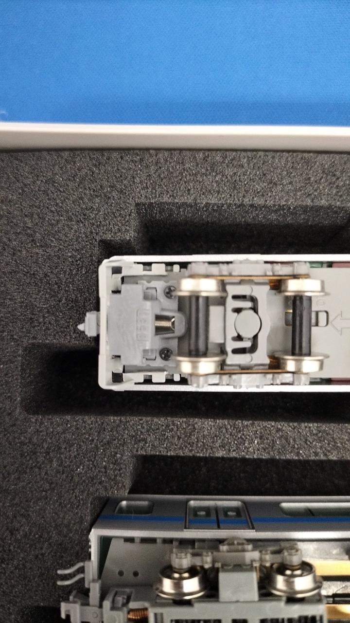 新宿方先頭車BMTNカプラーに交換済