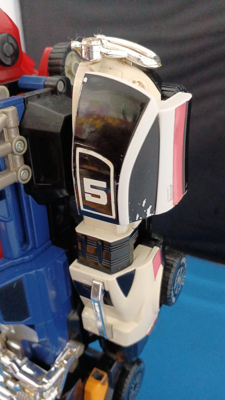 プラ成形変色有