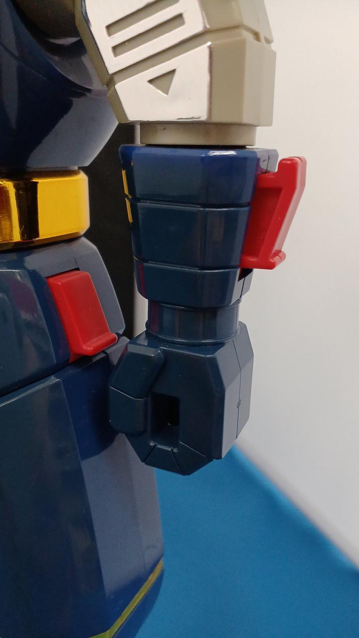 シール剥がれ有