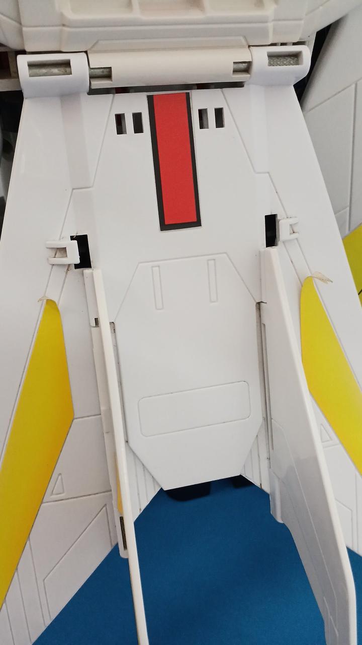 シール剥がれ有