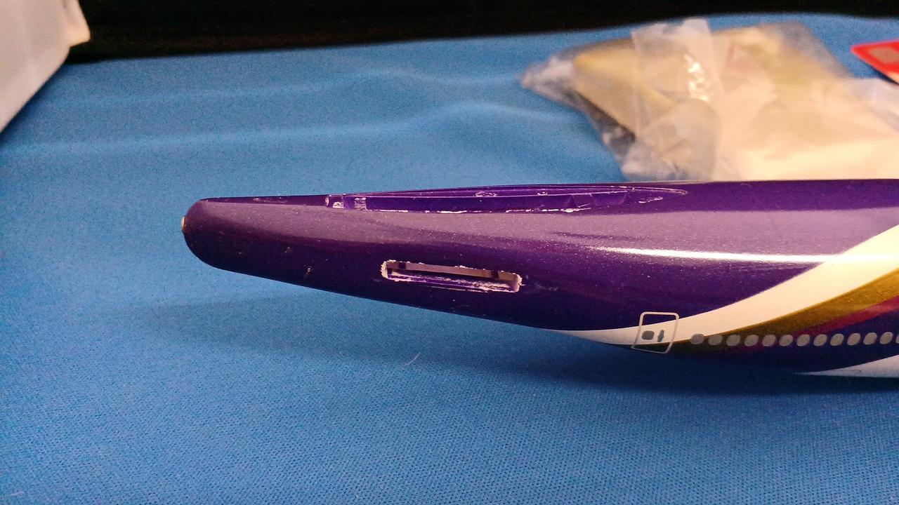 パーツ解体跡有