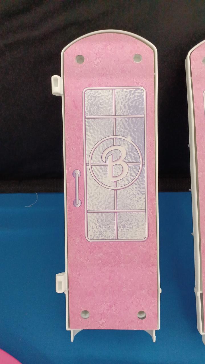 カウンター左右棚裏紙留めパーツ欠品
