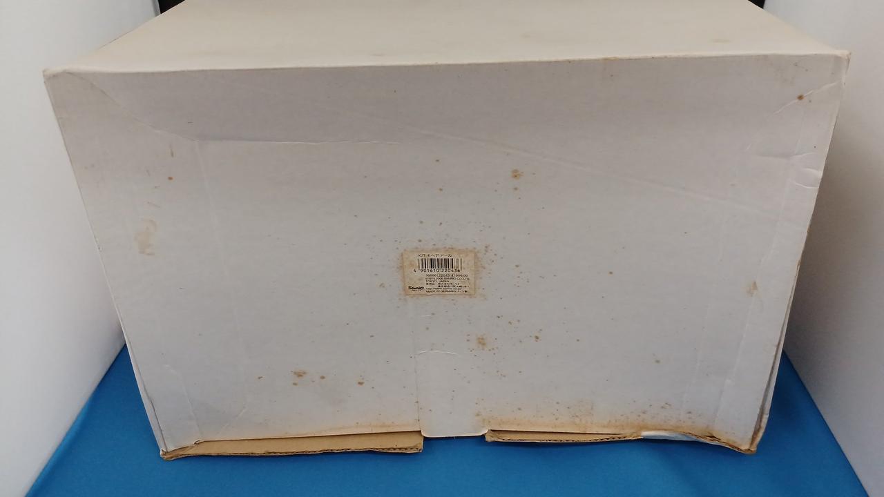 箱汚れ、傷み有、開封品